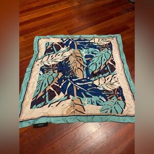 Gucci RARE 100% Silk Scarf with Teal and Cream Tropical Pattern